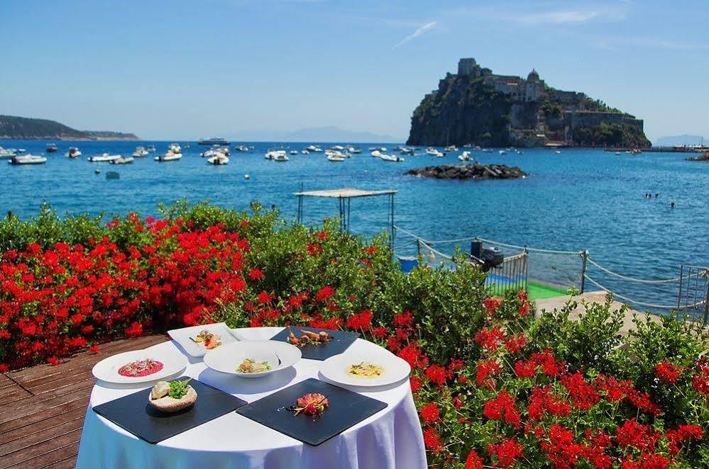 Отель Miramare E Castello Искья Экстерьер фото